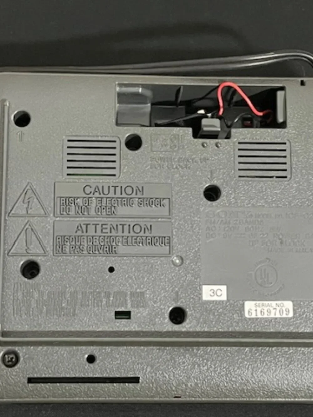 Sony Dream Machine ICF-C240